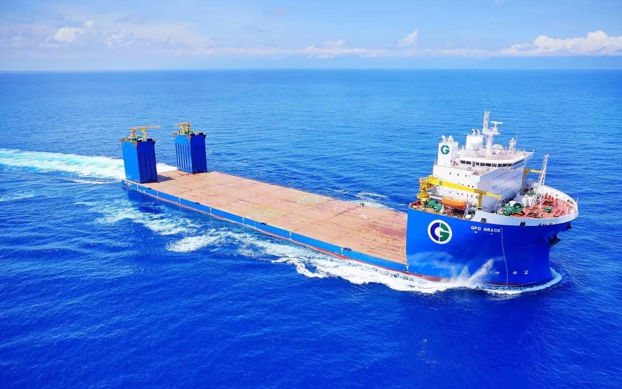 新型65000噸半潛船入列振華船隊(duì)，助力海上重工運(yùn)輸能力提升